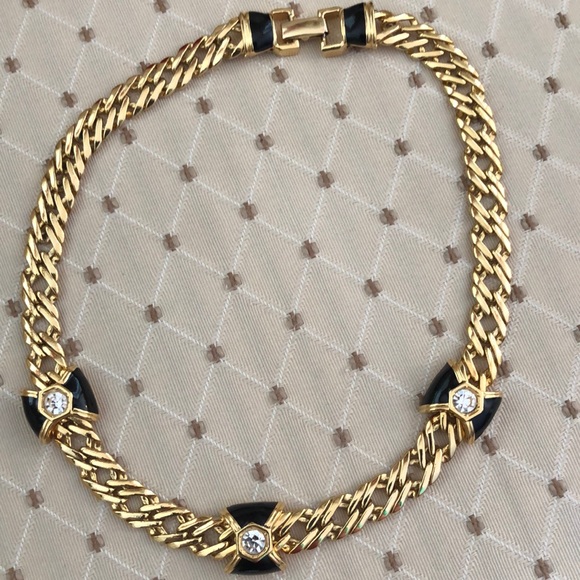 Gold tone & black enamel and rhinestone necklace - Picture 3 of 10
